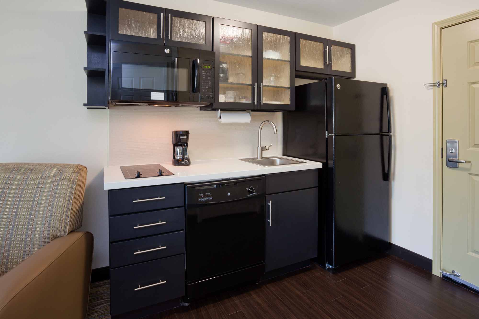 CW DIKCW-Standard Double Kitchenette-low res