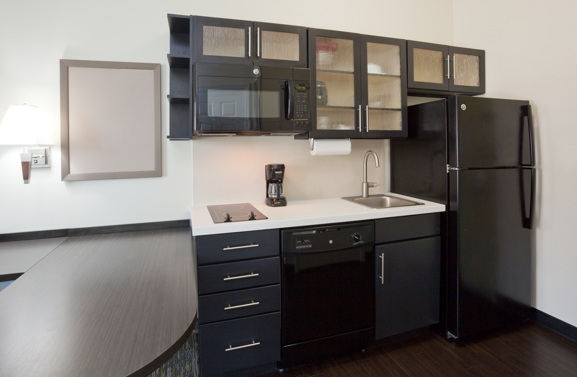CW DIKCW-Standard Single Kitchenette-low res
